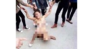 Hành vi đánh ghen lột đồ người khác sẽ bị xử lý như thế nào ?