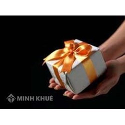 Khi doanh nhân tặng quà