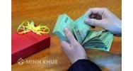 Doanh nghiệp mua hàng tiền tỷ làm quà biếu có được khấu trừ thuế không?