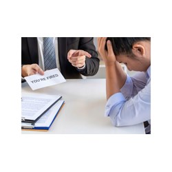 Tội buộc người lao động, cán bộ, công chức thôi việc trái pháp luật