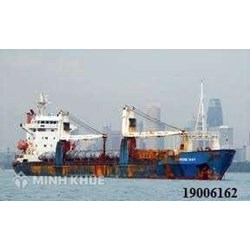 Tội nhập khẩu công nghệ, máy móc, thiết bị, phế thải hoặc các chất không bảo đảm tiêu chuẩn bảo vệ môi trường