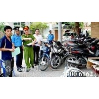 Bị bắt khi để xe dưới lòng đường có đúng không?