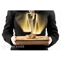 Vợ có bắt buộc phải nhập khẩu về nhà chồng không?