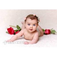 Không kết hôn con có được mang họ cha không ? Đảng Viên mà chung sống không kết hôn có vi phạm ?