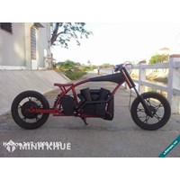 Xe máy điện chế lại theo kiểu dáng mô tô có bị phạt không?