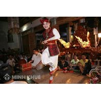 Quy định của pháp luật về hành vi đốt vàng mã và hầu đồng