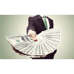 Hệ số lương của viên chức chuyển nơi công tác ?