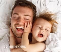 Có thể khai sinh cho con theo họ của cha khi chưa đăng ký kết hôn ? Có được bỏ vợ khi đã cưới ?