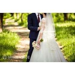 Số chứng minh nhân dân khác với số trên giấy đăng ký kết hôn?