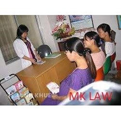 Nghỉ khám thai định kỳ hàng tháng có bị trừ lương?