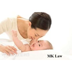 Tư vấn về làm lại giấy khai sinh theo họ mẹ ?
