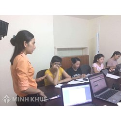 Buổi đào tạo kỹ năng tư vấn pháp lý cho sinh viên tập sự tại Công ty Luật Minh Khuê