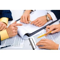Thủ tục gộp 2 công ty thành công ty mẹ ?