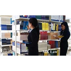 Khi chuyển ngạch có phải thi công chức hay xét tuyển chuyển ngạch ?