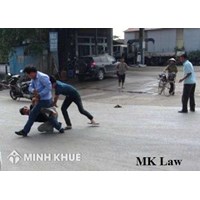 Tư vấn quy định pháp luật về hành vi đánh người gây thương tích và bồi thường thiệt hại?