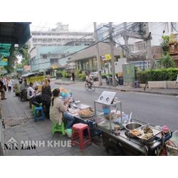 Kinh doanh vỉa hè có vi phạm pháp luật không ?