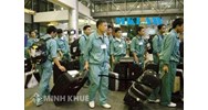 Trốn ra nước ngoài làm việc có được lấy lại sổ đỏ và tiền cọc không?