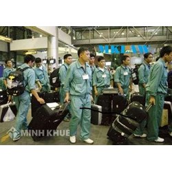 Trốn ra nước ngoài làm việc có được lấy lại sổ đỏ và tiền cọc không?
