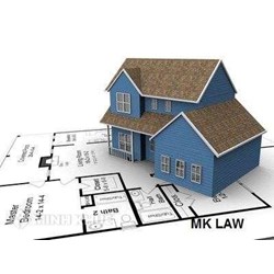 Gia đình tôi có được phép phá tường rào của bà B để đi lại hay không ?