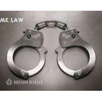 Tư vấn về xử phạt buôn bán hàng cấm ?