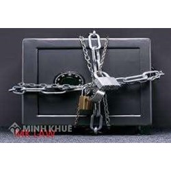 Có phải ghi tên vợ vào giấy vay tiền không ?