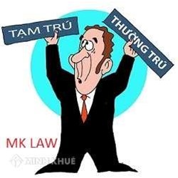 Có được yêu cầu người có cùng hộ khẩu rời khỏi nhà không ?