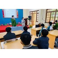 Mẫu quyết định miễn chấp hành phần thời gian còn lại của quyết định giáo dục tại xã, phường, thị trấn (Mẫu số 17)