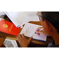 Mẹ tặng cho đất cho con gái có được không?