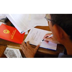 Mẹ tặng cho đất cho con gái có được không?