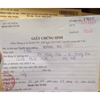 Thẩm quyền ký và đóng dấu vào giấy chứng sinh?