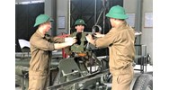 Trình tự, thủ tục khi xin phục viên và chế độ tiền lương khi phục viên?