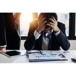 Sự khác nhau giữa thủ tục đòi nợ khi doanh nghiệp phá sản và thông thường?