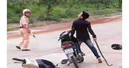 Chống người thi hành công vụ là gì? Mức phạt chống người thi hành công vụ