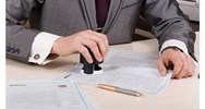 Công chứng viên là gì? Tiêu chuẩn trở thành công chứng viên