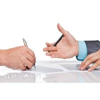Điều khoản số lượng hàng hóa trong hợp đồng mua bán ngoại thương là gì ?