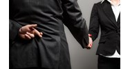 Lừa đối khách hàng là gì? Ví dụ về tội lừa dối khách hàng