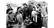 Nhân dân là gì ? Vị trí, vai trò của Nhân dân trong sự nghiệp cách mạng Việt Nam theo tư tưởng chính trị Hồ Chí Minh