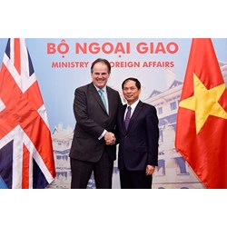 Quốc vụ khanh là gì ? Khái niệm quốc vụ khanh được hiểu như thế nào ?