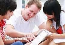 Người nước ngoài nằm trong danh sách đen thì có được ở lại tại Việt Nam không?