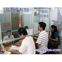 Khai sinh cho bé khi người mẹ chưa chuyển khẩu về nhà chồng ?