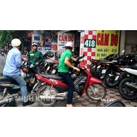 Tư vấn về Quyền của người cầm đồ xe máy ?