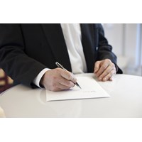 Các mẫu hợp đồng ủy quyền bán đất mới nhất và việc nộp thuế, phí