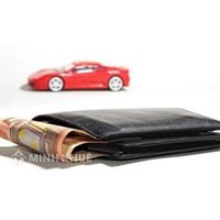 Chồng mua một chiếc xe ô tô cũ ở showroom ô tô có thuộc tài sản chung của vợ chồng nếu ly hôn ?
