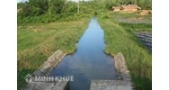 Quy định khiếu nại việc hiến đất làm mương thoát nước chung ? Có thể khởi kiện ra tòa án hay không ?