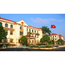 Phân tích nguyên tắc bình đẳng giữa các dân tộc ? Nguyên tắc pháp chế theo luật hành chính ?