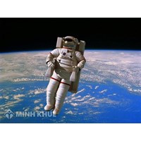 Nội dung về trách nhiệm pháp lý quốc tế trong luật vũ trụ ? 