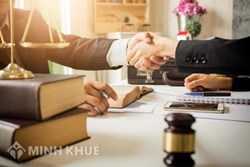 Chủ thể của luật thương mại gồm những đối tượng nào ?