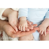 Quyền và nghĩa vụ của con nuôi trong gia đình.
