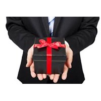 Sự khác biệt giữa tặng cho quyền sử dụng đất với tặng cho tài sản khác.