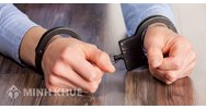 Khi căn cứ vào các tình tiết tăng nặng hoặc giảm nhẹ trách nhiệm hình sự để quyết định hình phạt cần lưu ý gì?
